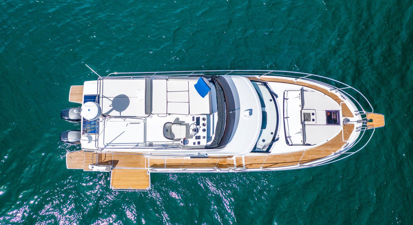 Antares_11_Fly_Exterior_09