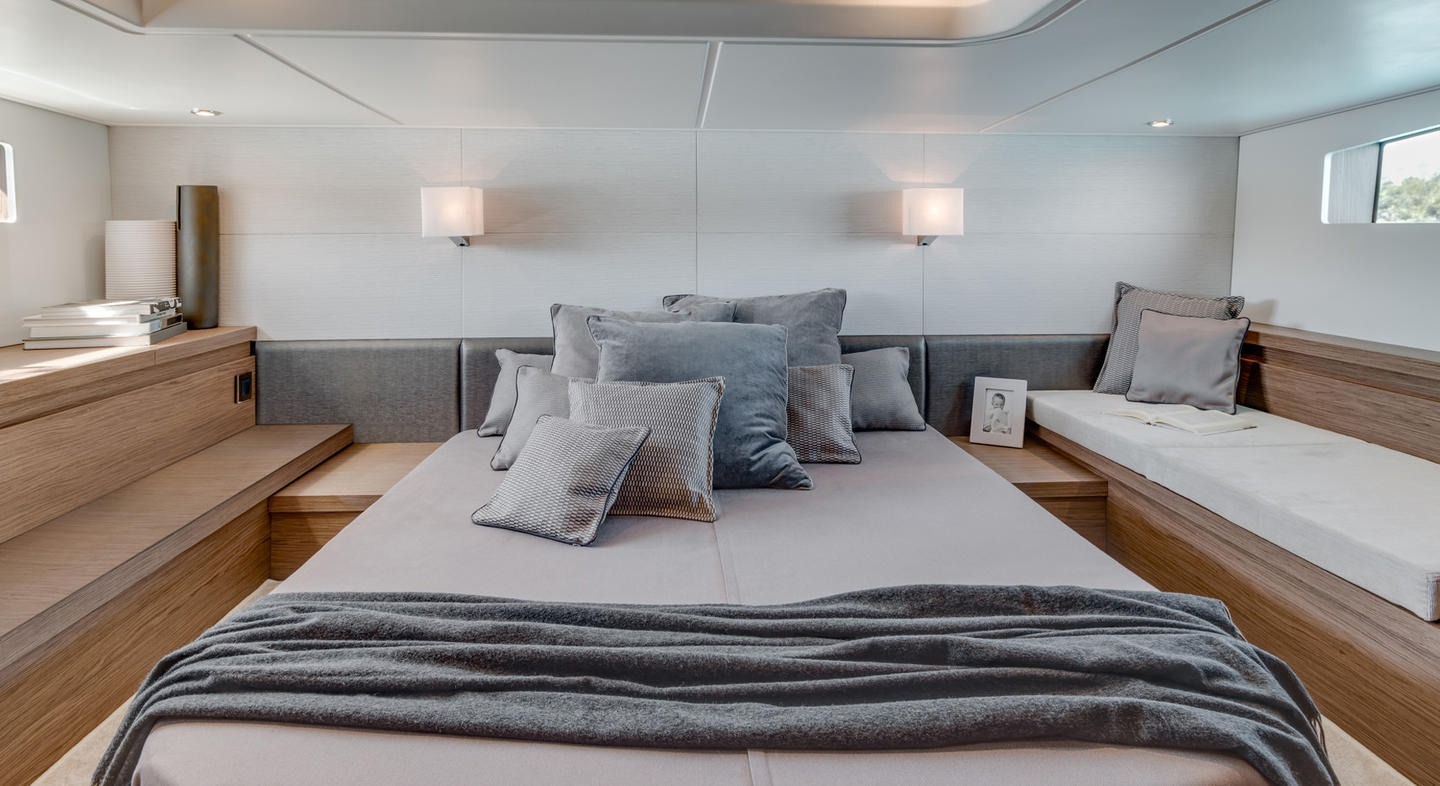 Gran Turismo 46 Interior